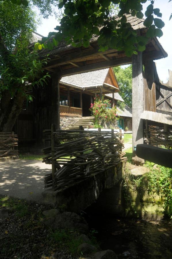 The Village Pension Breb Exteriér fotografie